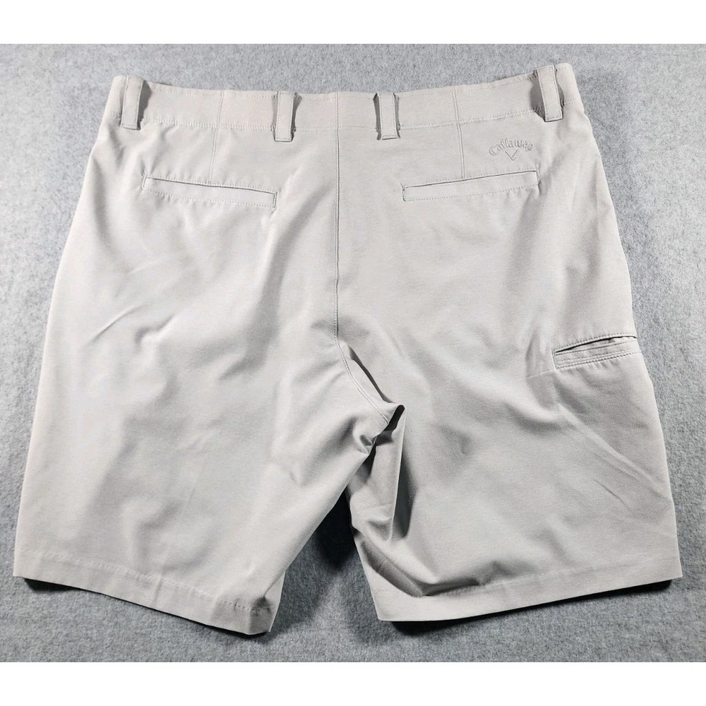 Callaway Men's Khaki Chino Shorts, Size 38, Tan, Inseam 9", Polyester - Picture 2 of 7